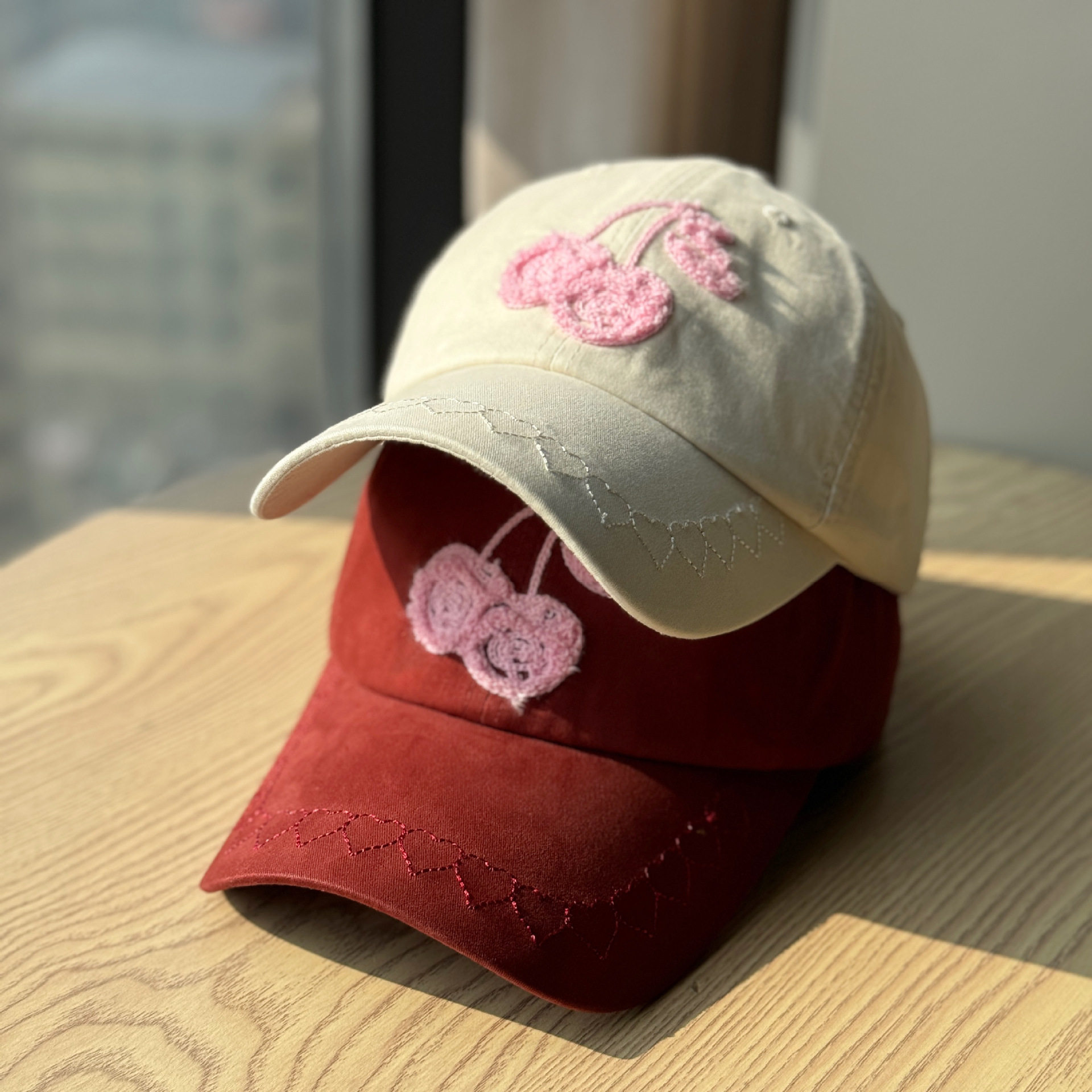 韩版春夏薄款新款软顶鸭舌帽女刺绣网红款情侣遮阳棒球帽显脸小潮