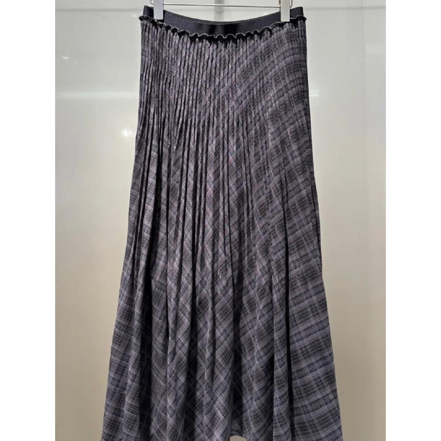MM商场同款2025年秋冬新品深灰色格纹百褶A字裙半身裙女5GA141581