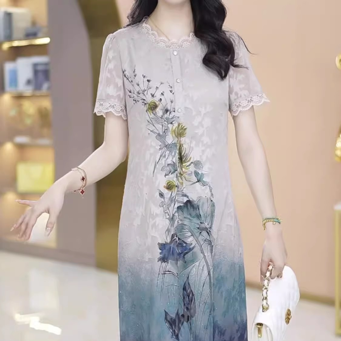 高级冰莱丝洋气优雅宽松减龄礼服裙2025夏季新款中青年婆婆连衣裙