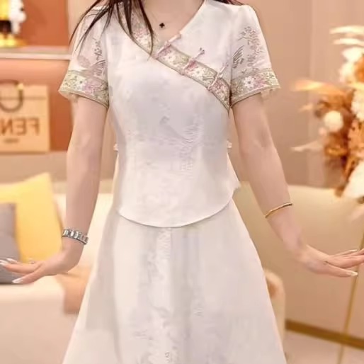 天丝连衣裙2025夏季新款女装时尚气质减龄修身显瘦新中式洋气裙子