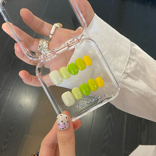 奶绿色跳色纯色穿戴甲