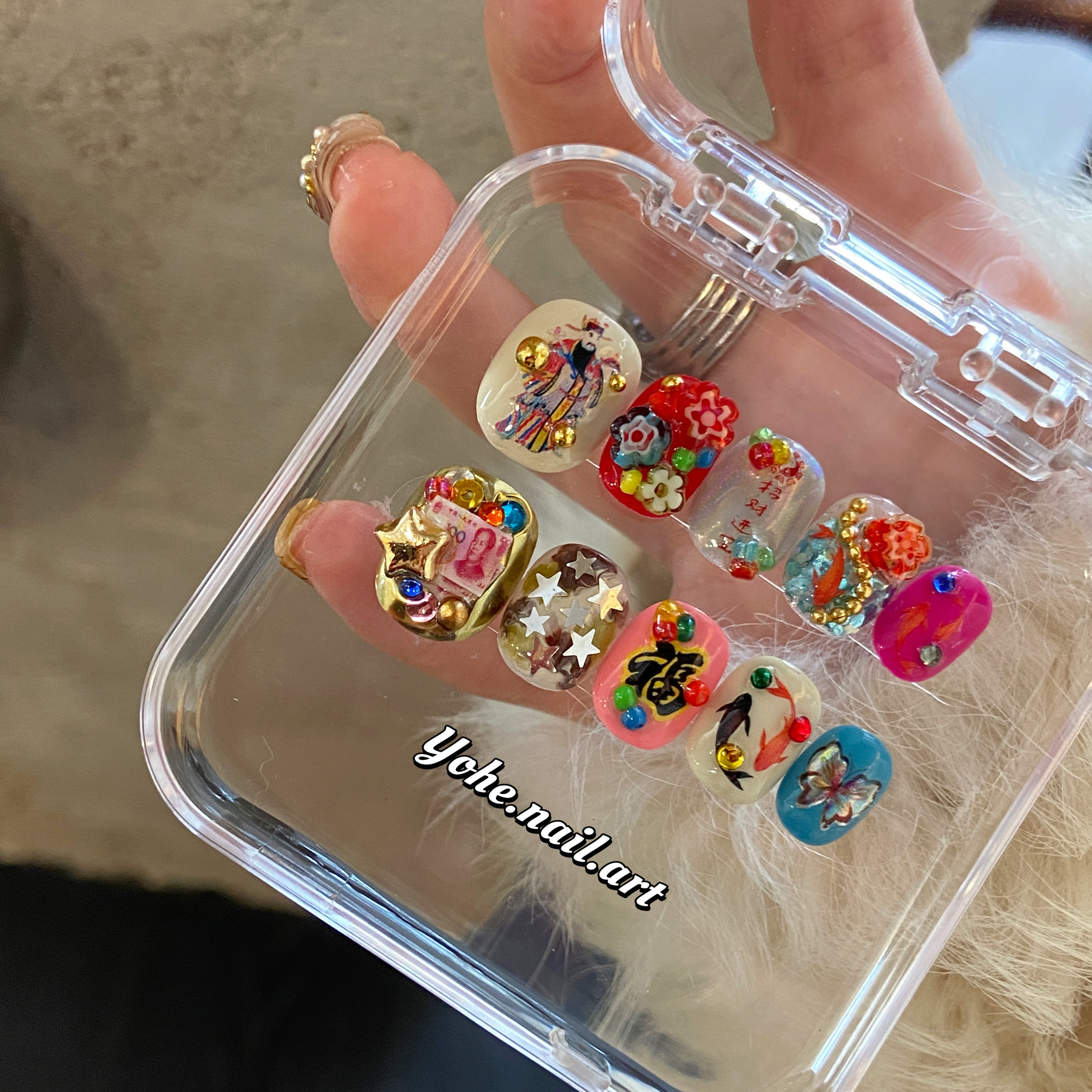 宥荷Studio 新年限定 八方来财穿戴甲美甲定制假指甲手工定制短甲,彩妆/香水/美妆工具,穿戴甲/甲片,淘宝优惠券,粉丝福利购,淘宝优惠卷