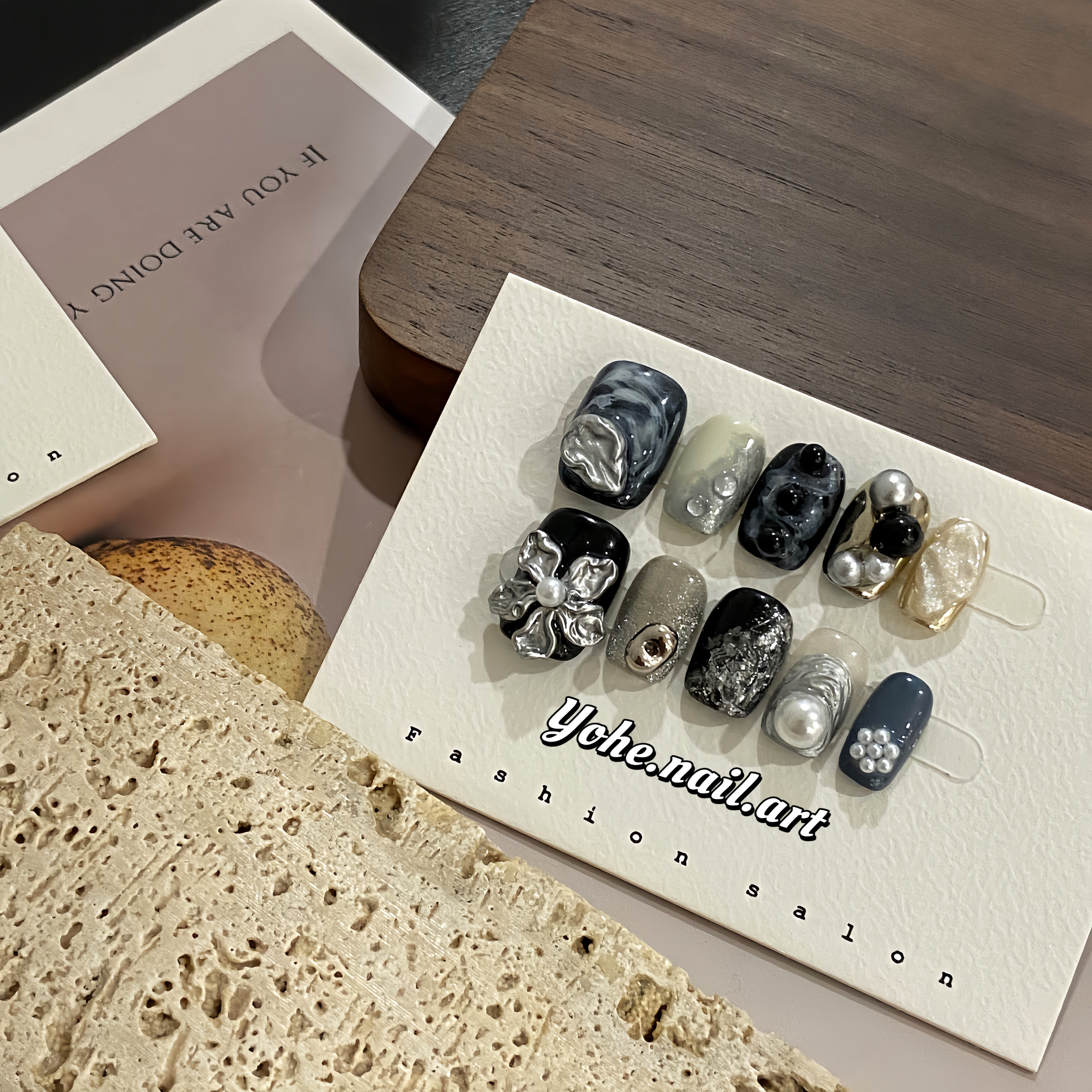 荆棘圣殿高级感穿戴甲美