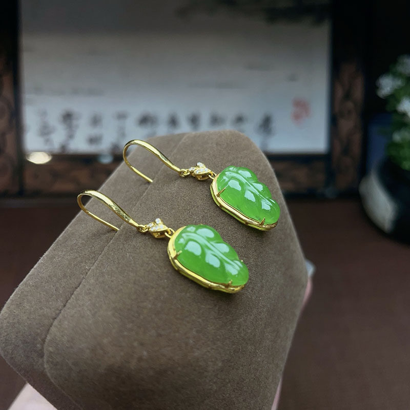 五一礼物天然和田玉耳环女a菠菜绿碧玉叶子镶18k金耳坠耳勾送闺蜜