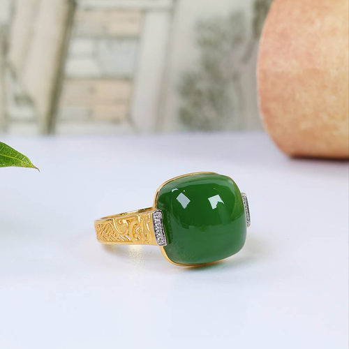 原创设计翡翠金镶玉手饰送老婆