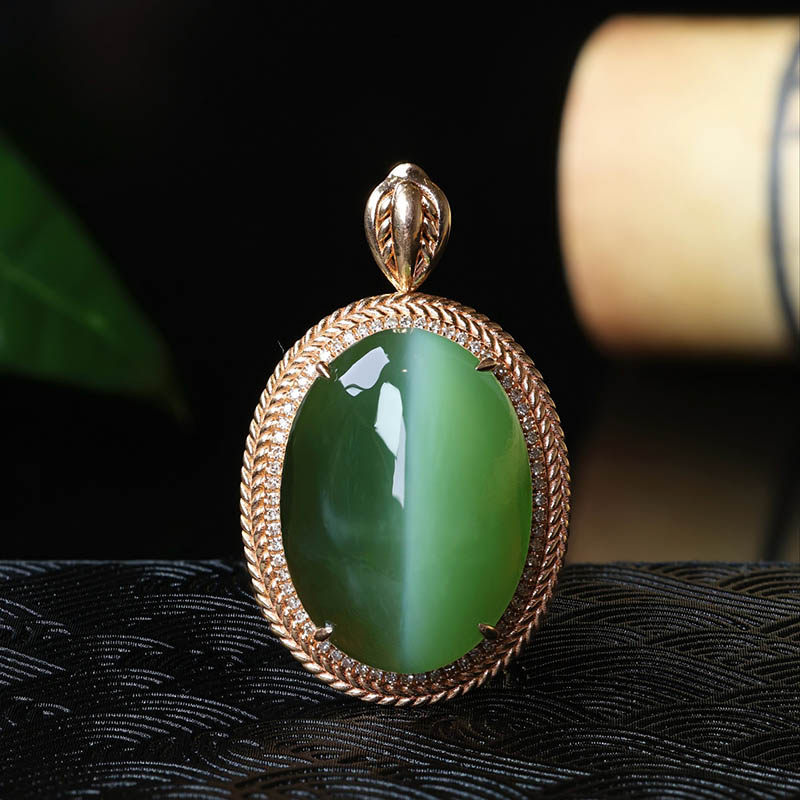双旦礼品天然和田玉吊坠女a满钻猫眼碧玉蛋面镶18k金戒指挂件两用