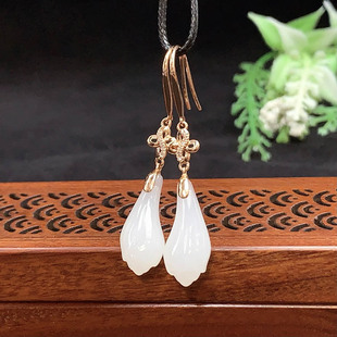 焕新季天然和田玉耳环女羊脂白玉兰花镶嵌18k金耳坠送妈妈