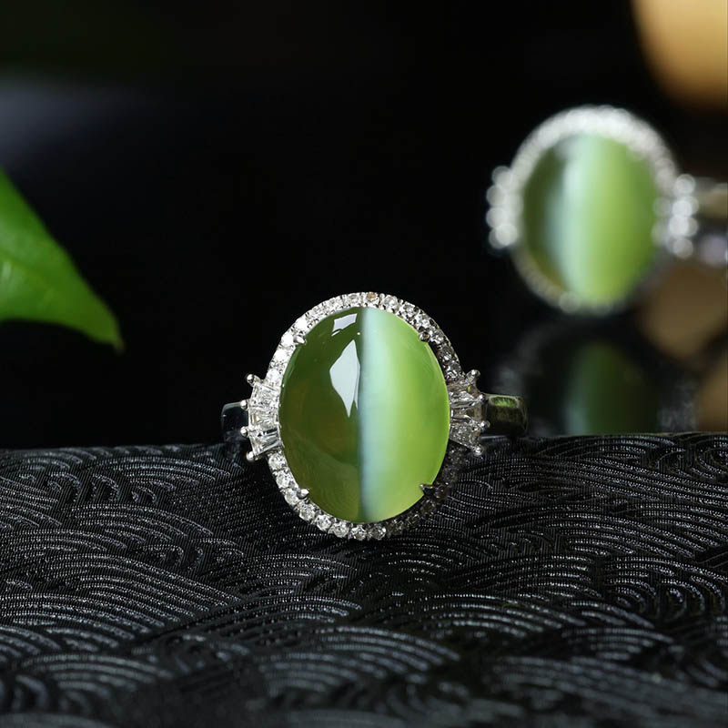元旦礼物新疆和田玉指环女a满钻荧光猫眼碧玉蛋面镶18k金戒指送妈