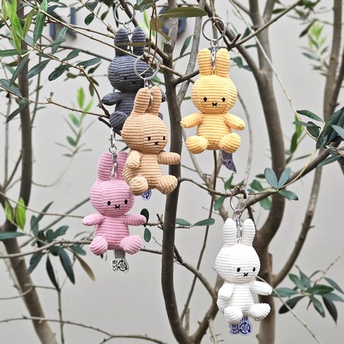 米JIA的灯芯绒兔子钥匙扣挂件