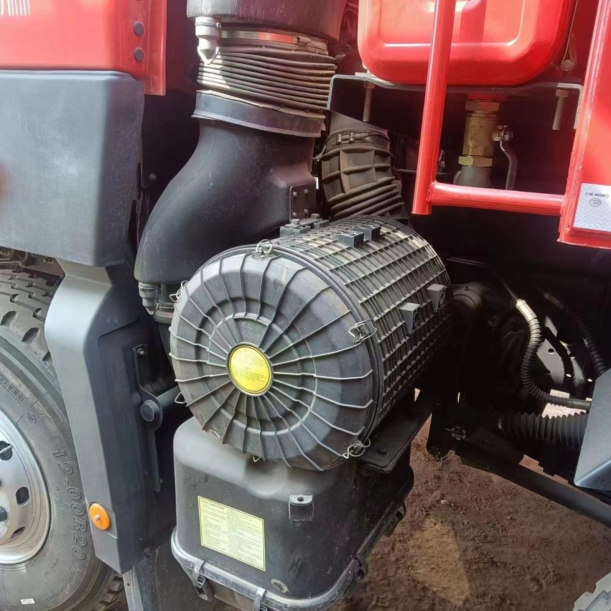 乘龙H7自卸车3048空气滤芯总成油滤油式空滤总成滤清器空滤盖底盖