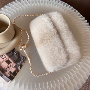 进口水貂毛整皮信封包女冬季纯色单肩斜挎链条时尚吸扣貂毛托特包