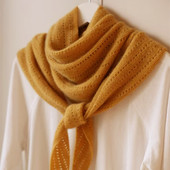 100%纯山羊绒披肩外搭三角巾女2025新款 针织围巾秋冬季 保暖护肩颈