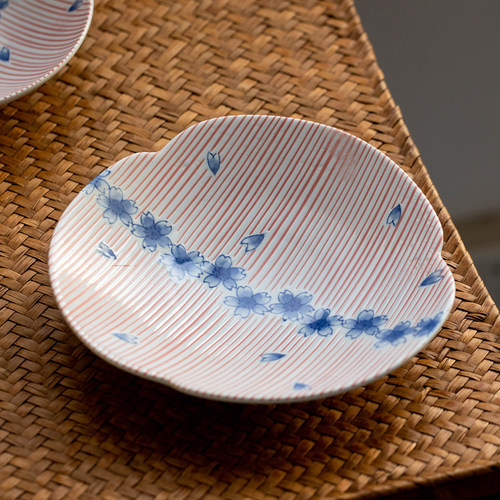 日式线十草樱花碗盘餐具家用米饭碗深菜盘早餐盘釉下彩骨碟汤面碗