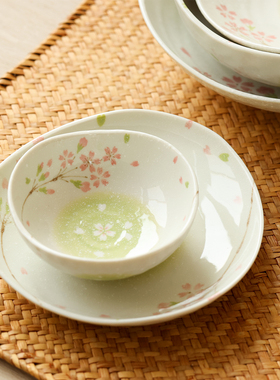 日本进口美浓烧樱花餐具套装日式米饭碗菜盘骨碟家用釉下彩碗盘碟