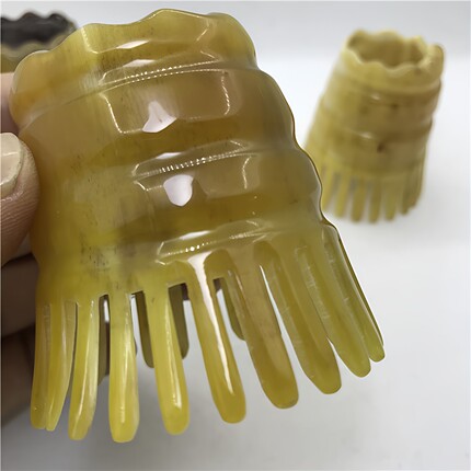 天然牛角梳纯按摩精品短密齿洗头刷抓头皮头部经络梳防脱发梳子