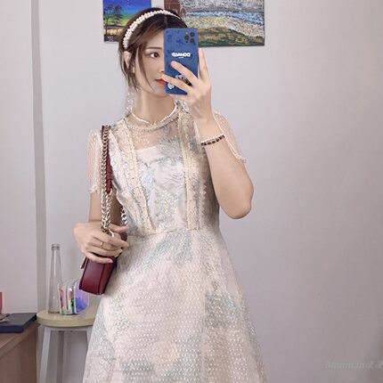 特价不退换 走秀款精致女人 高货镶钻水溶花网纱透视刺绣连衣裙
