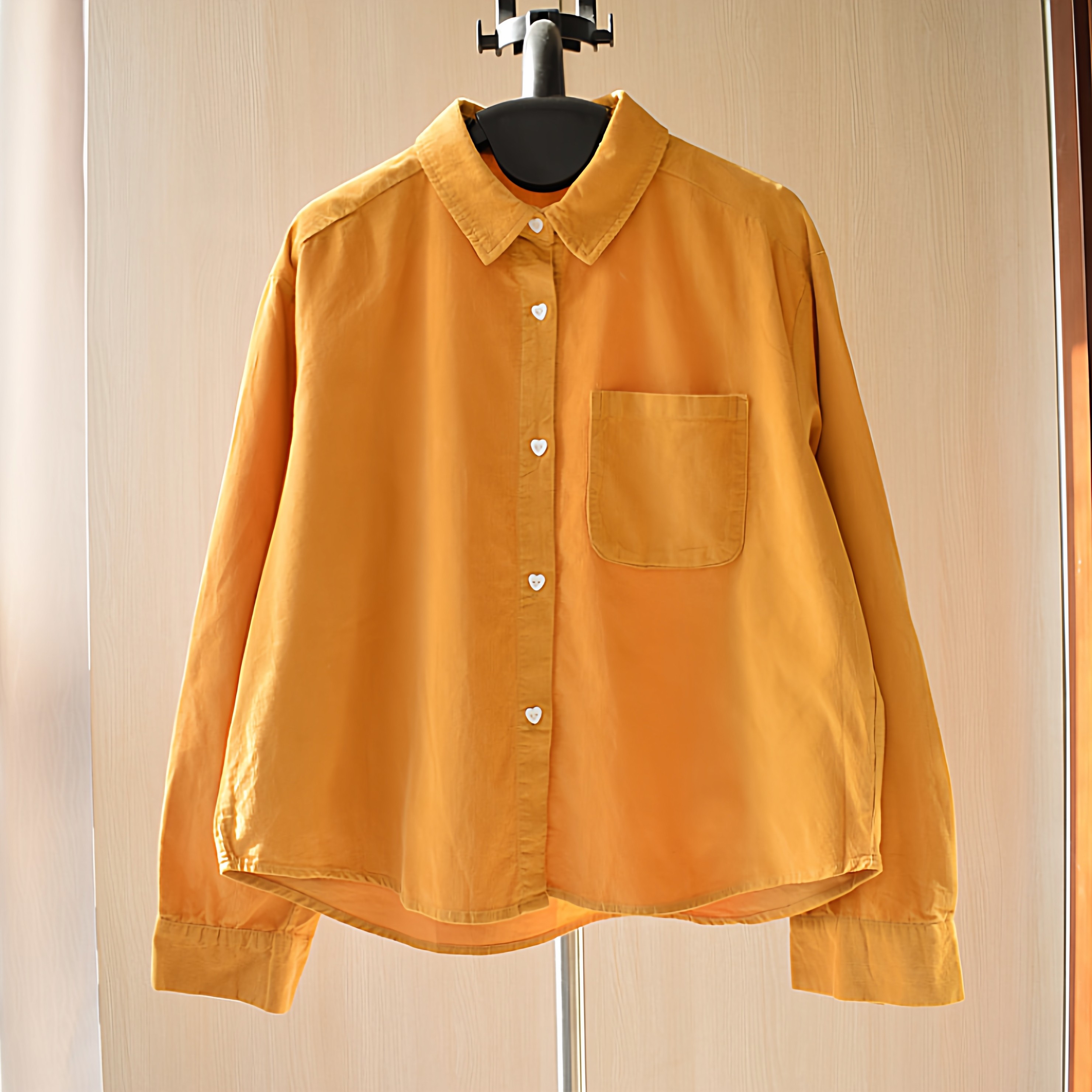 黄色单口袋灯芯绒长袖衬衫女春秋新款爱心扣前短后长百搭叠穿衬衣,女装/女士精品,衬衫,淘宝优惠券,粉丝福利购,淘宝优惠卷