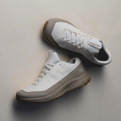 代购arcteryx始祖鸟AERIOS FL 2 GTX轻量稳定透气防水低帮男女徒