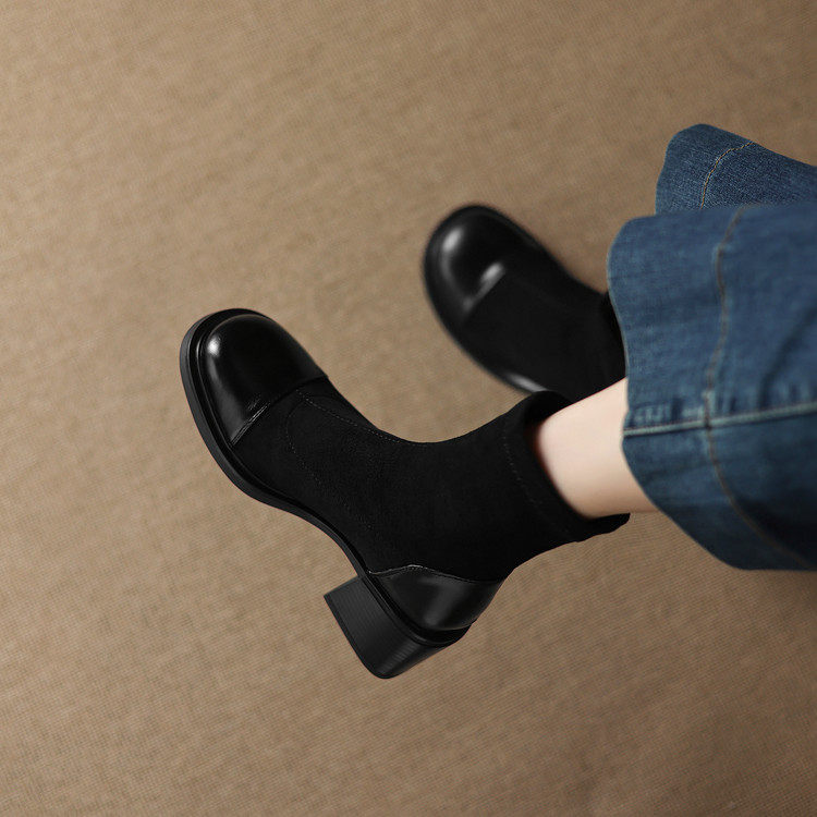 秋冬绒面显瘦大码女靴马丁靴