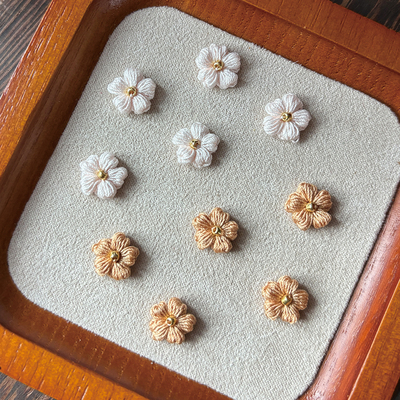 满20元包邮 一厘米手工编织微钩泡芙花蕾丝线毛线钩织迷你小花diy