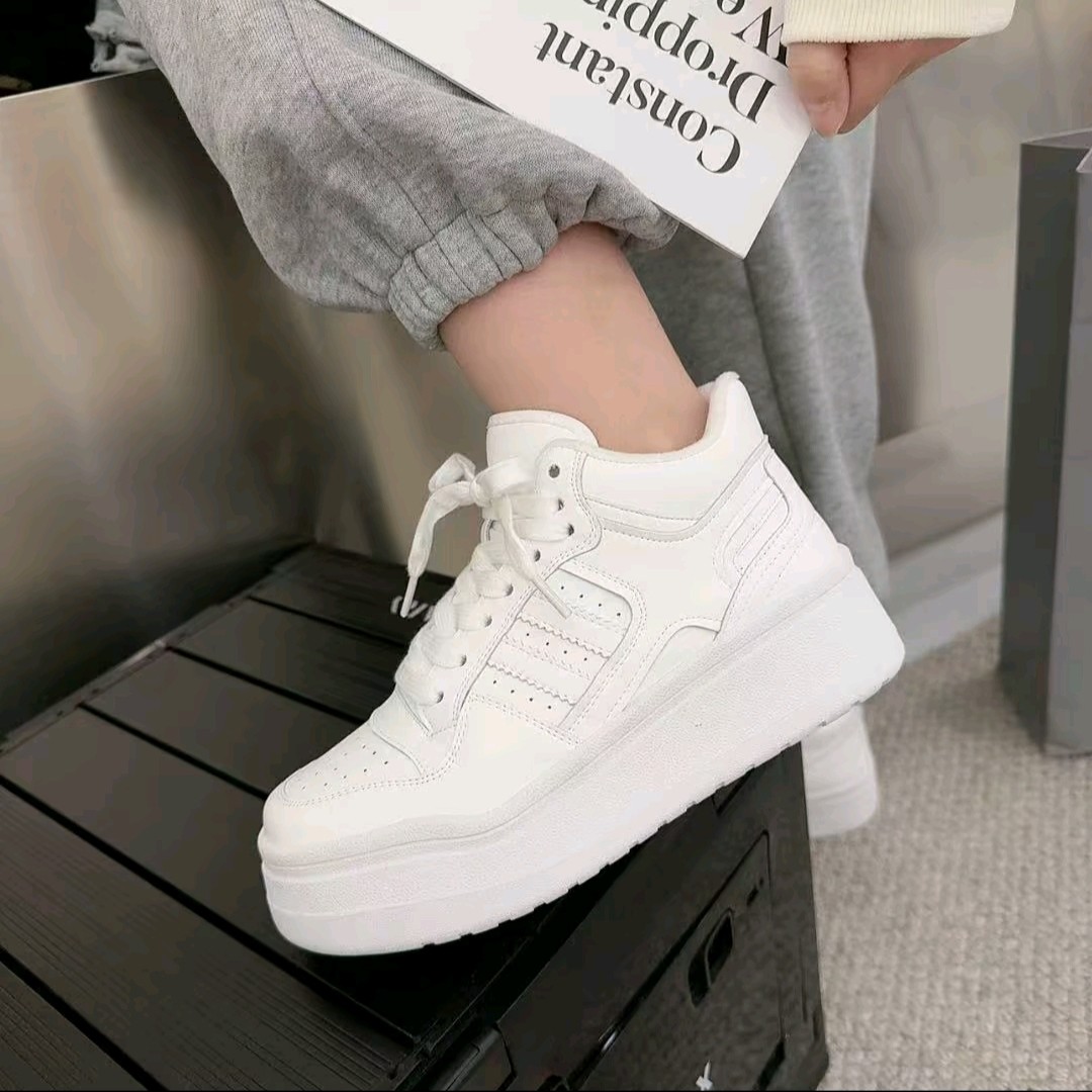 空军小白鞋女款冬季厚绒百搭经典休闲板鞋圆头减龄学生