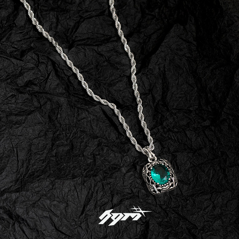 复古做旧绿宝石项链男潮小众高级感嘻哈高街男女同款锁骨毛衣链,饰品/流行首饰/时尚饰品新,项链,淘宝优惠券,粉丝福利购,淘宝优惠卷