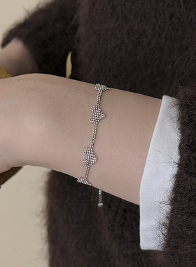 S925纯银爱心轻奢小众精致高级感手链女生2025年新款闺蜜手饰