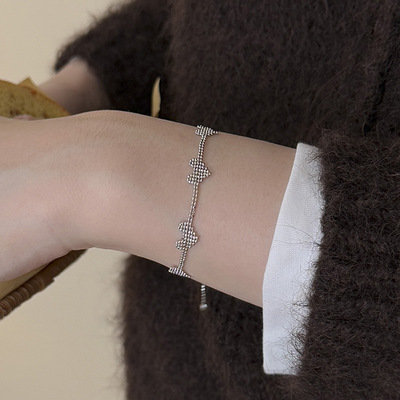 S925纯银爱心轻奢小众精致高级感手链女生2025年新款闺蜜手饰