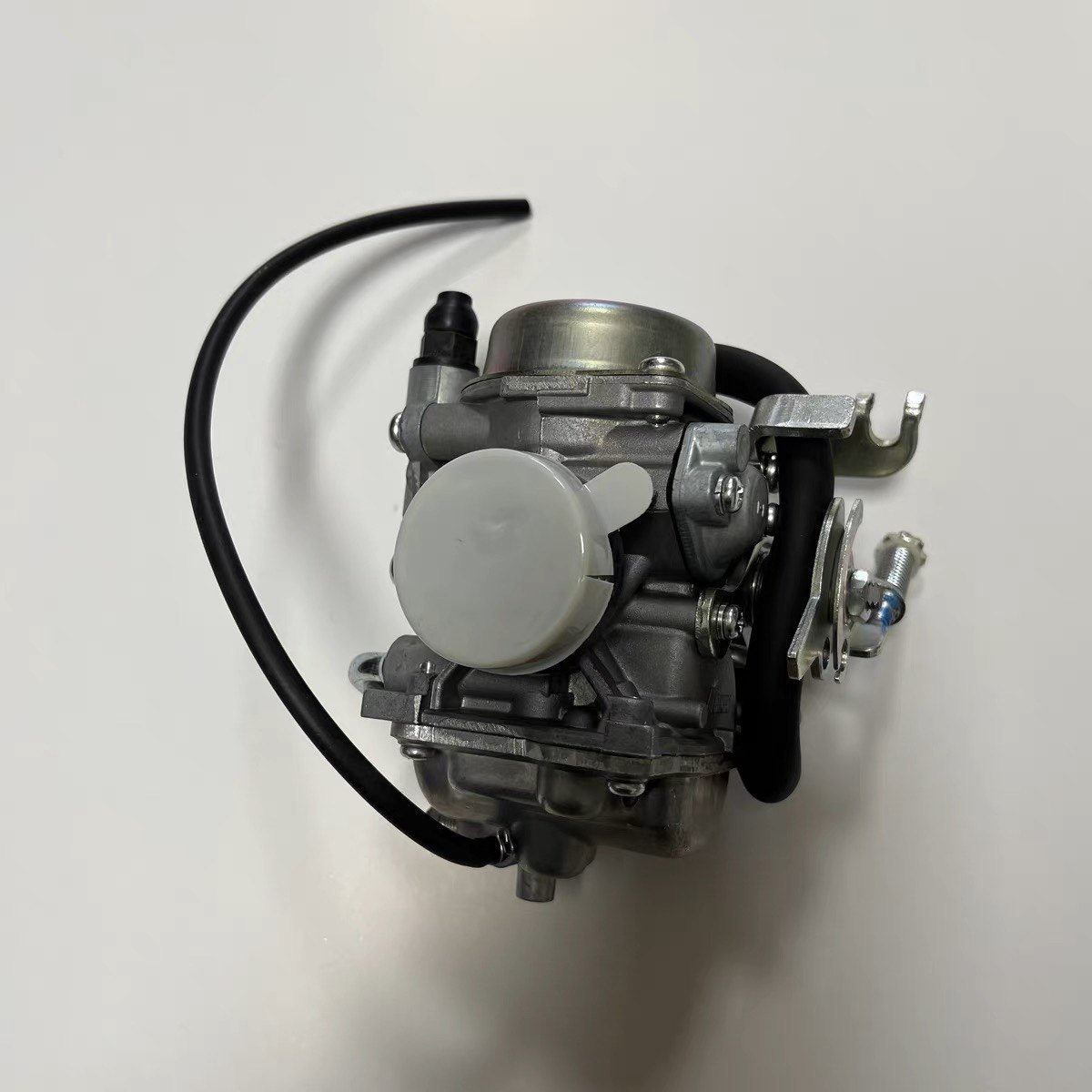 适用轻骑铃木摩托车金城sj110-f天星qs110-a赛驰国三真空膜化油器