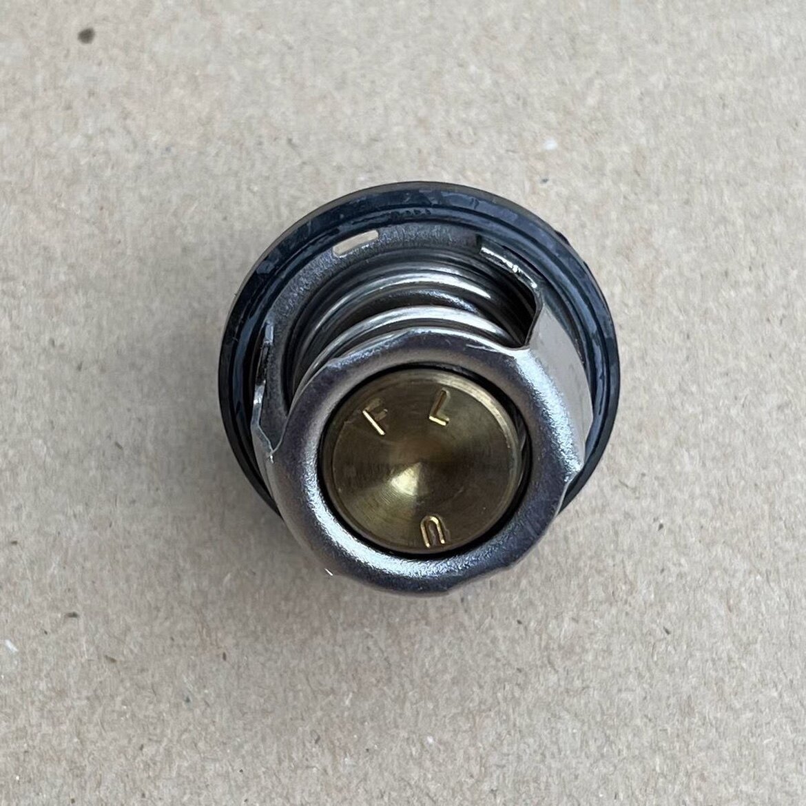 适用金城jc200t圣甲虫200草蜢欧宝路二代越途通用节温器