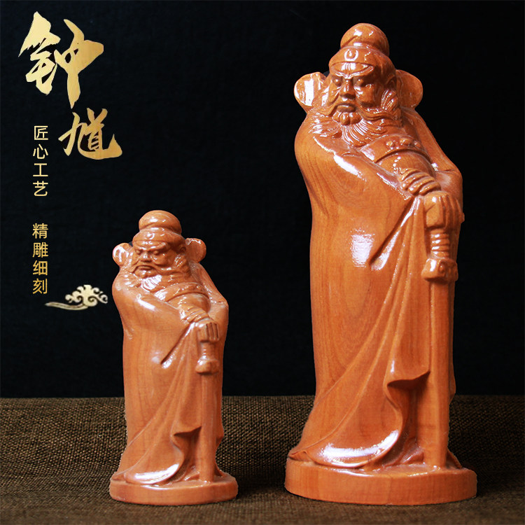 正宗老桃木钟馗木雕摆件