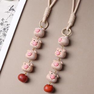 榉木可爱小猪木质钥匙扣挂件创意设计诸事顺遂礼物喜怒哀乐挂饰