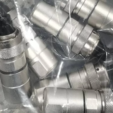 安费诺进口连接器RTHP6141SNH-25PS2