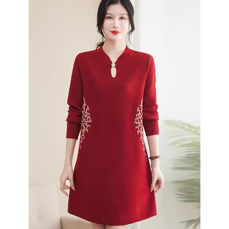 春秋季妈女儿子旗袍国风连衣裙2025喜服婆婆结婚宴礼服订婚爸父母