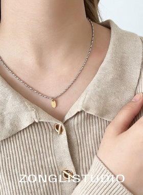 纵里Z23轻奢椭圆吊坠锁骨链