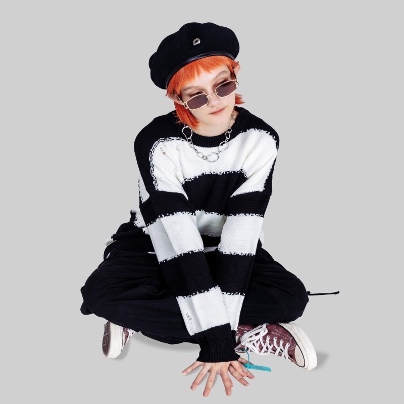 saviour无性别穿搭 拼色条纹钩花破洞圆领毛衣潮牌休闲针织毛上衣