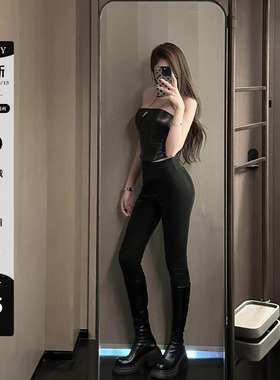 LUV2SHY 现货 冬天ju好搭 加薄绒pu皮显瘦收腰瑜伽长裤鲨鱼裤靴裤