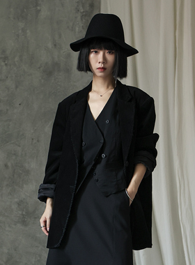 女性日记原创2023秋冬季高级长袖时尚灯芯绒宽松慵懒小西装外套女