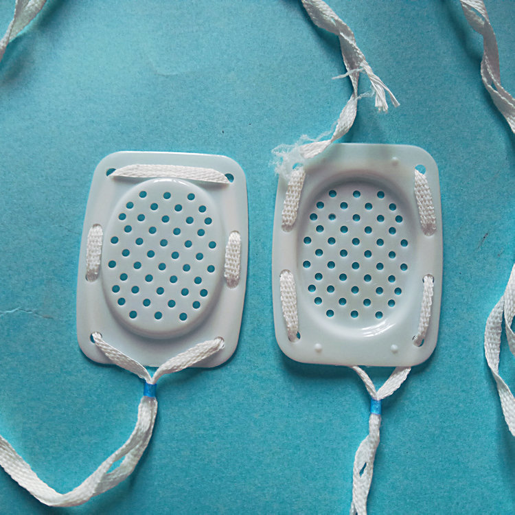 医用带绑绳塑料眼罩圆孔白独眼垫