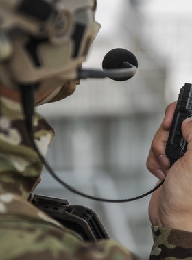 FCS-FMA AMP拾音降噪战术耳机蓝牙无线AUX适配器 战术补品立体声