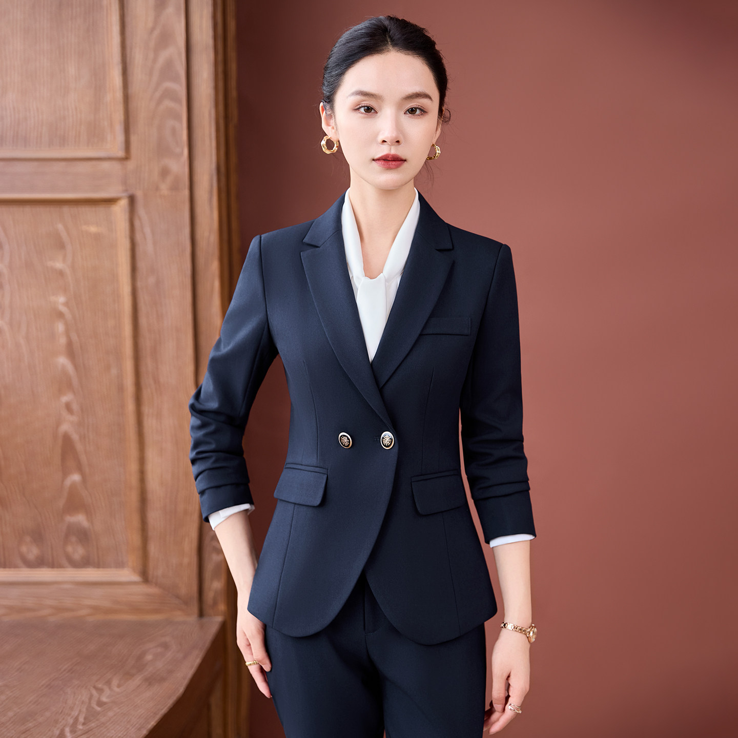 灰色西装套装女小个子珠宝店春秋冬美容院修身通勤职业正装工作服