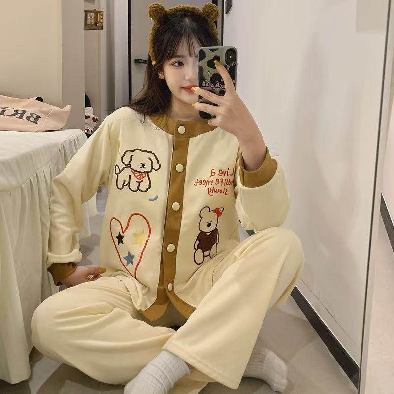 卡其小狗秋冬新款德绒女款长袖加厚保暖睡衣套装宽松少女家居服