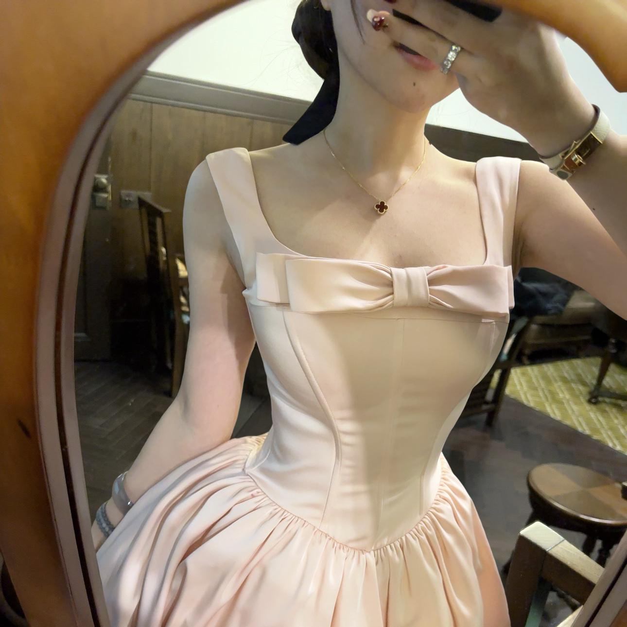 千金鱼骨伞裙轻礼服连衣裙