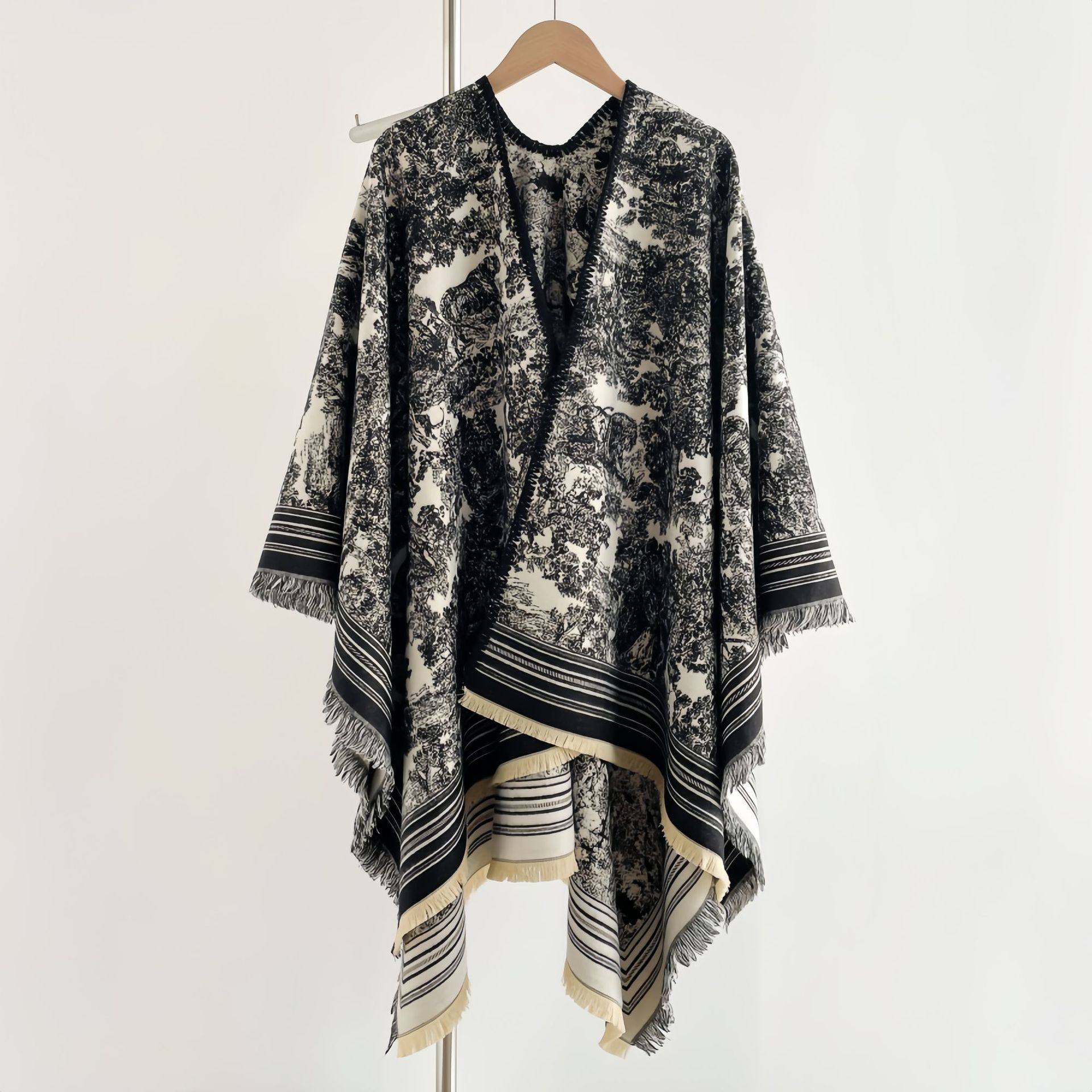 仿羊绒双面外搭大披肩女冬季保暖围巾春秋四季空调房装饰开叉斗篷