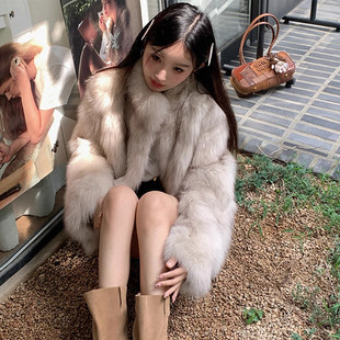 冬款短款狐狸毛皮草外套女2025冬季新款加厚毛毛外套小个子毛茸茸