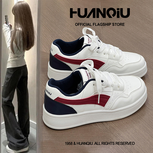 环球厚底小白鞋女款2026新款爆款学生轻便ins潮百搭小众运动板鞋