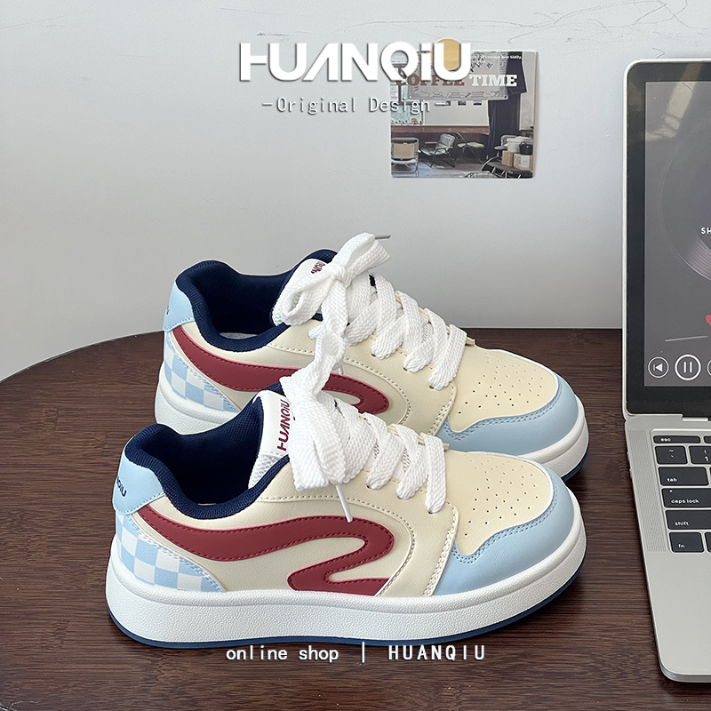 环球小香风百搭小白鞋女2025新款爆款百搭学生厚底增高透气板鞋潮