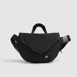 Curved 斜挎包丨lululemon丨LU9BSJS