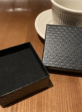 手链创意极简包装盒质感礼盒耳饰戒指黑色盒子项链大气高档时尚