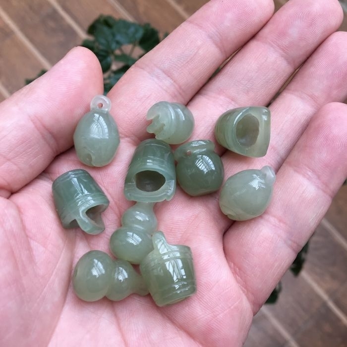 天然青海和田玉青白玉小水桶葫芦铃铛苹果吊坠子diy手项链配件